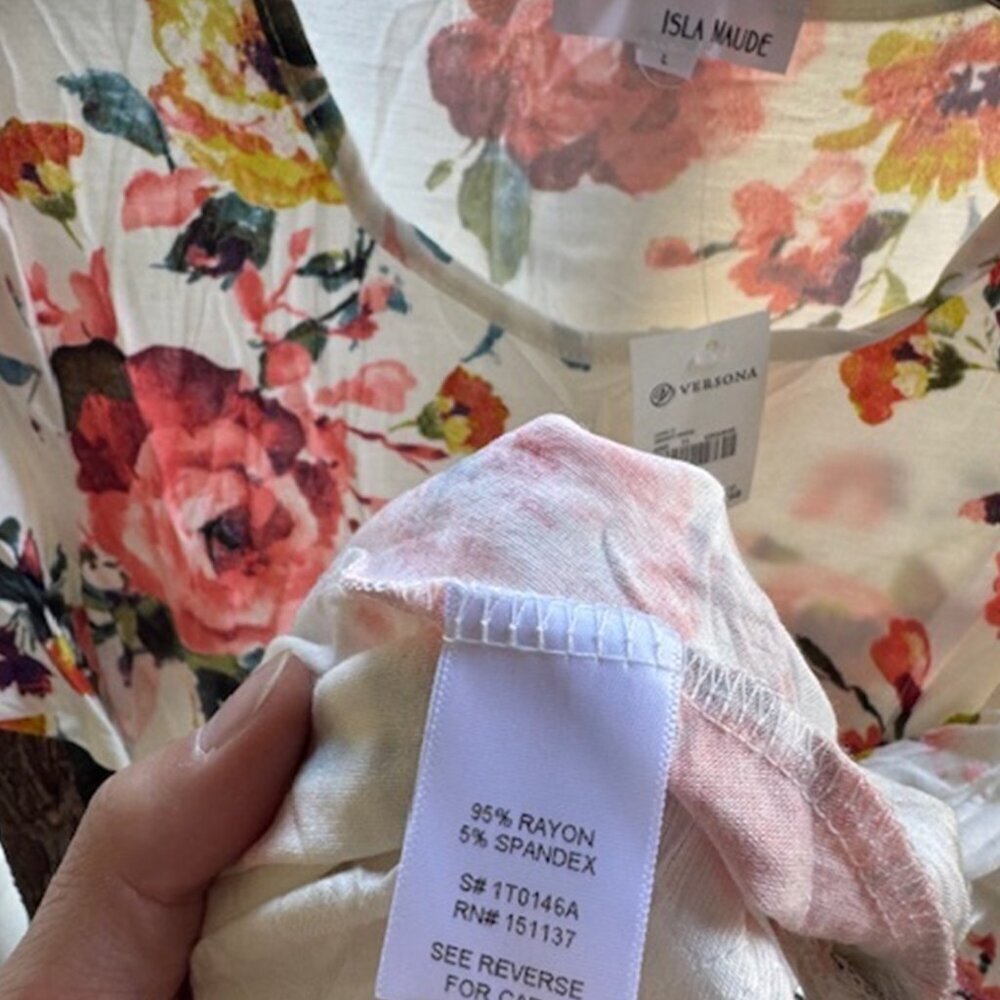 NWT Versona Adorable Floral Print Peplum Rayon Jersey Tee - Picture 7 of 7